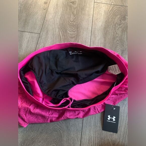 Under armour fly by 2.0 printed shorts perfect for summer - Picture 5 of 5